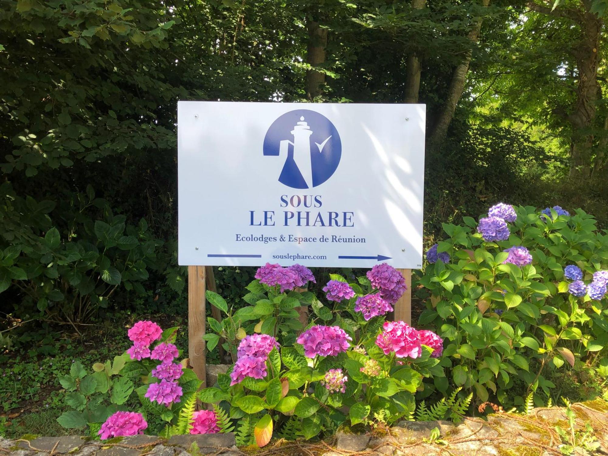 Les Ecolodges Sous Le Phare Louannec Ngoại thất bức ảnh